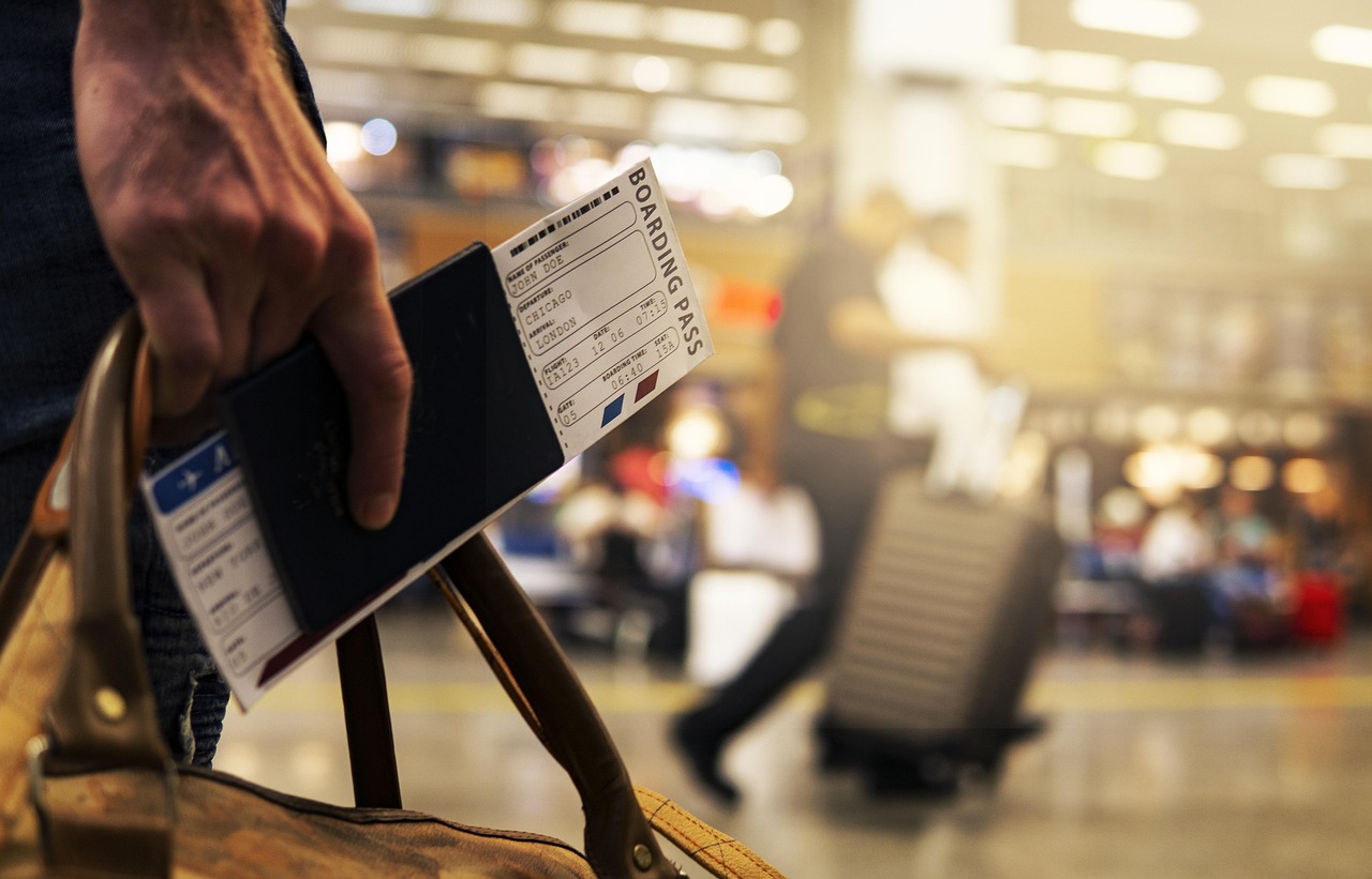 Merry christmas, boarding pass, travel — Karaoke Part-Time Jobs: Sing Your Way to Extra Cash